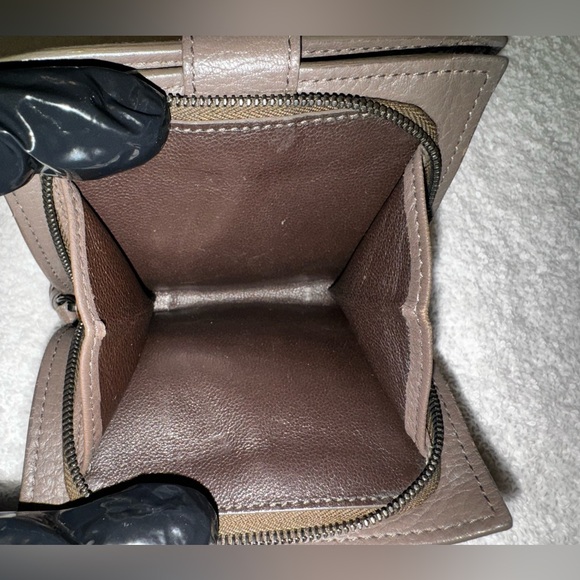 Bottega Veneta Intrecciato leather bifold wallet, Unisex. - Picture 8 of 14